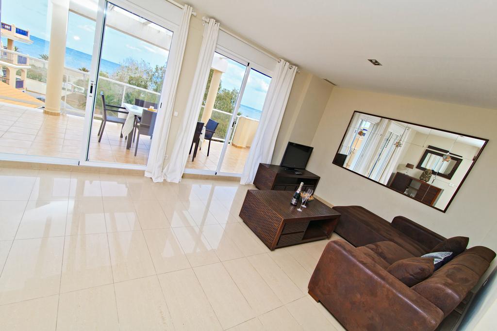 Apartamentos Carlton Vyb Denia Dış mekan fotoğraf